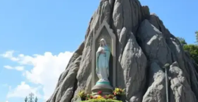nossa senhora do monte serrate